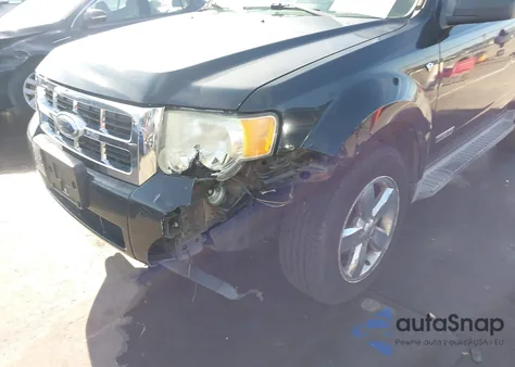 2008 Ford Escape Xlt z USA, uszkodzony, nr VIN 1FMCU03198KE63353